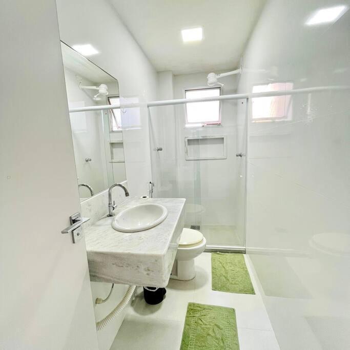 Apartamento Completo - O Melhor Custo X Beneficio Pertinho De Tudo - 3 Minutos A Pe Da Praia Guarapari Exterior foto